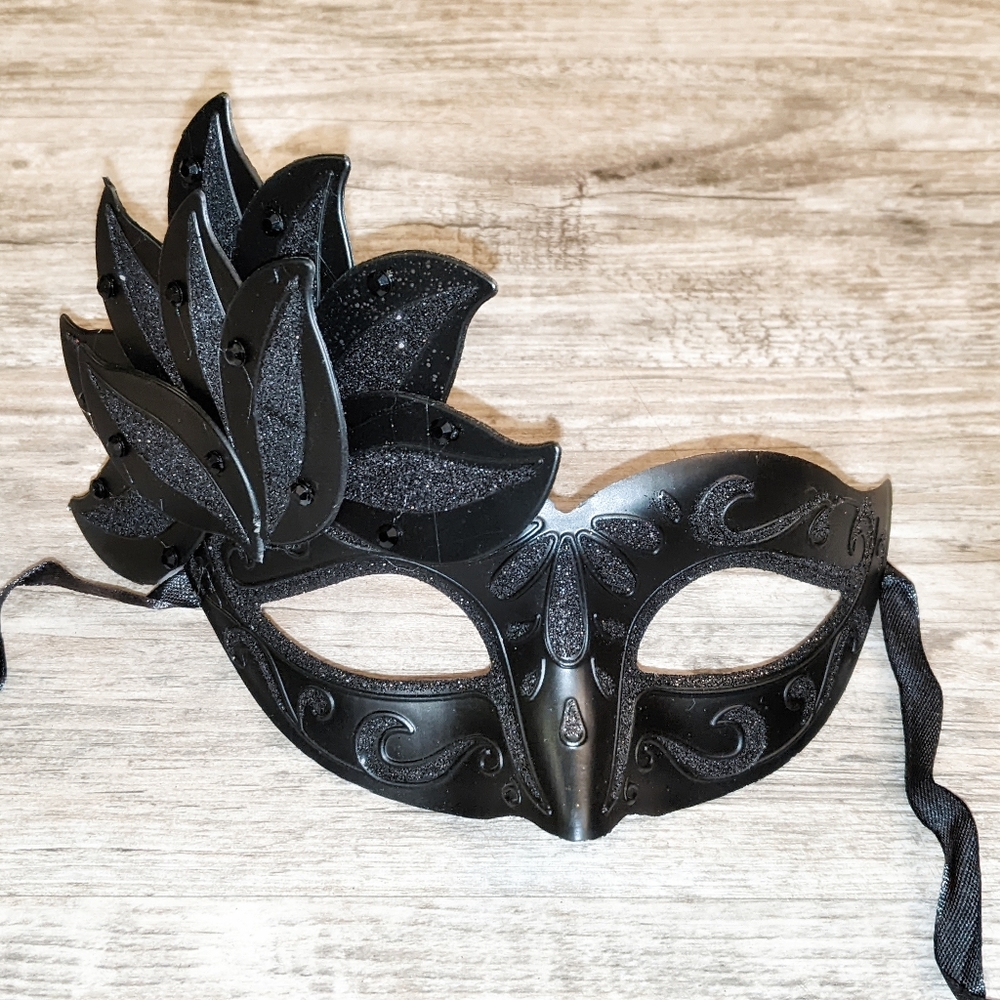 Statement Metallic Masquerade Ball Mask for Ladies in Black - Picture 1 of 4